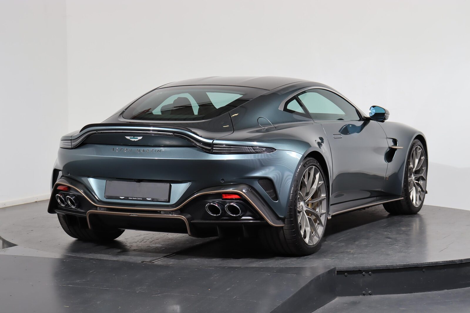 ASTON MARTIN V8 Vantage Coupé 4.0 S V8 Bi-Turbo, Benzin, Neuwagen, Automatik - 4
