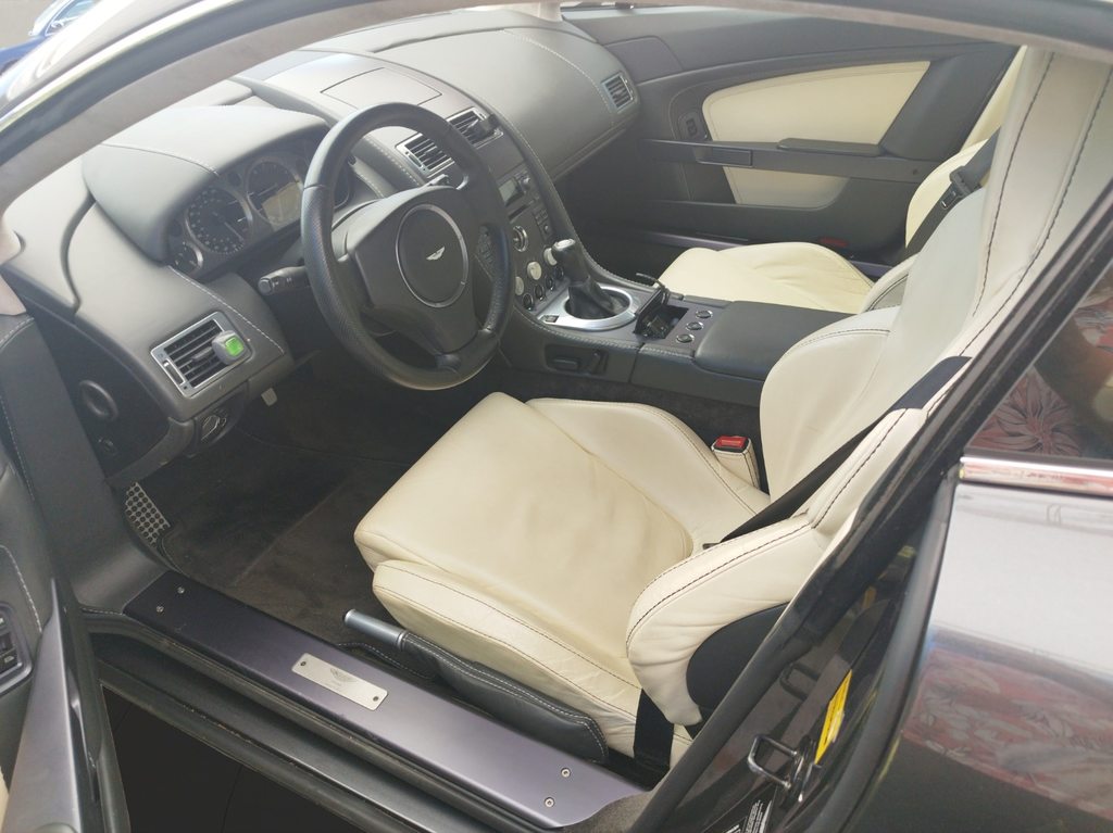 ASTON MARTIN V8 Vantage Coupé 4.3, Benzin, Occasion / Gebraucht, Handschaltung - 5