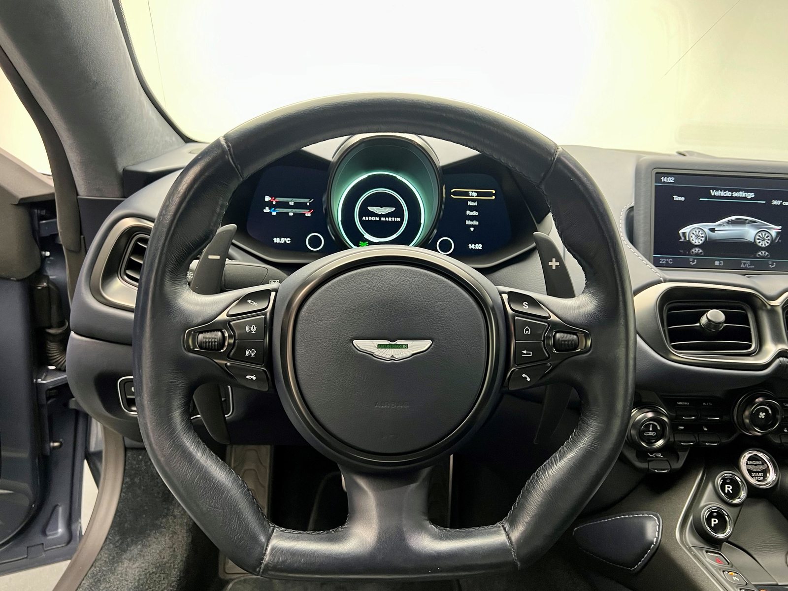 ASTON MARTIN V8 Vantage Coupé 4.0 V8 Bi-Turbo, Benzina, Occasioni / Usate, Automatico - 7