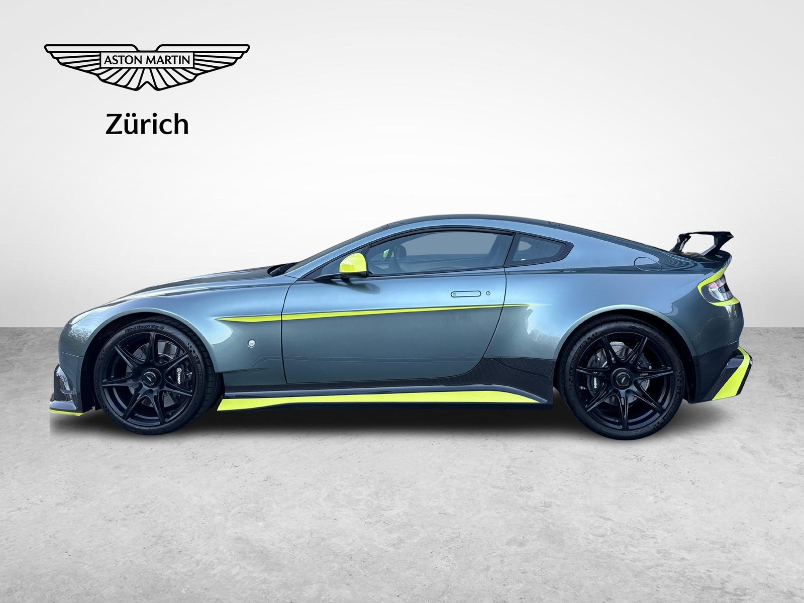 ASTON MARTIN V8 Vantage Coupé 4.7 GT8, Petrol, Second hand / Used, Manual - 2