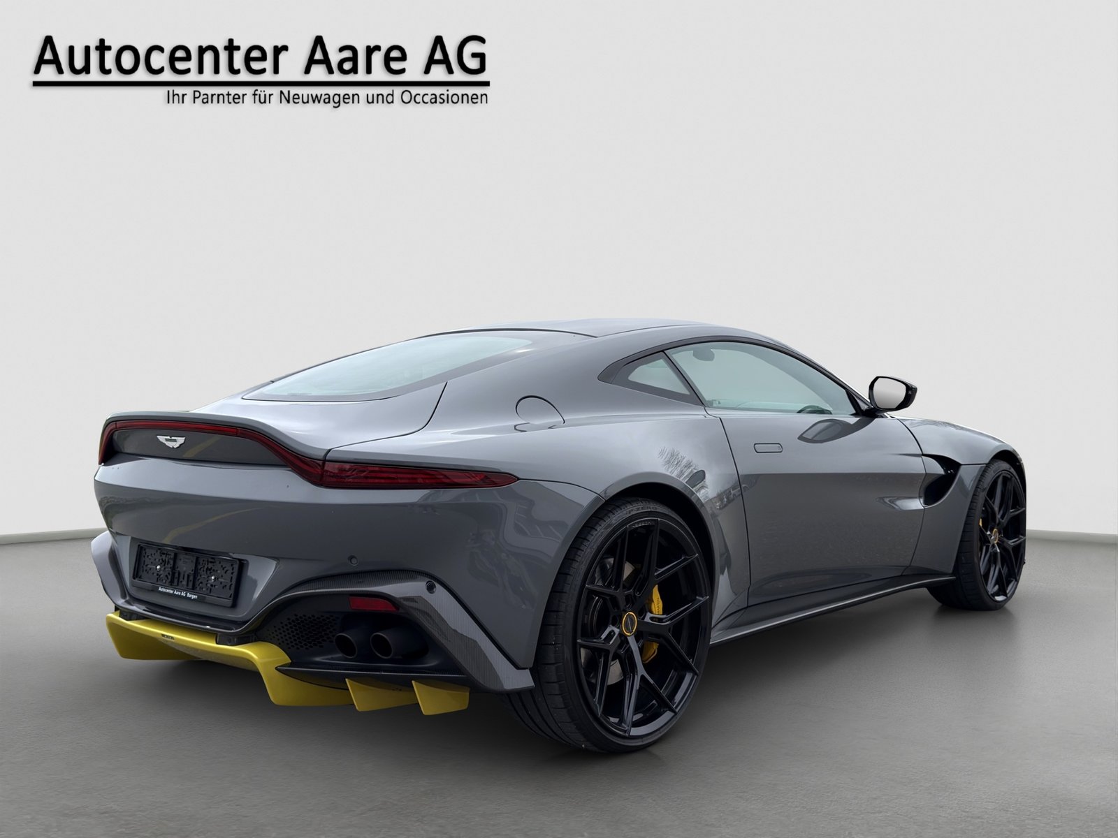ASTON MARTIN V8 Vantage 4.0 Coupé, Petrol, Second hand / Used, Manual - 7