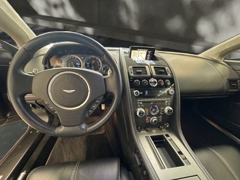 ASTON MARTIN V8 Vantage 4.7, Essence, Occasion / Utilisé, Manuelle - 5