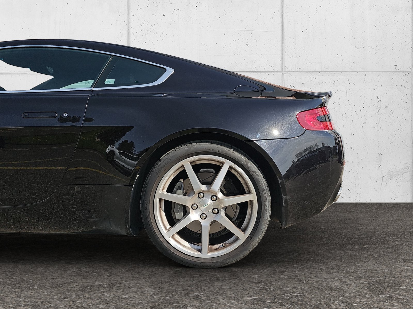 ASTON MARTIN V8 Vantage 4.3, Benzin, Occasion / Gebraucht, Handschaltung - 6