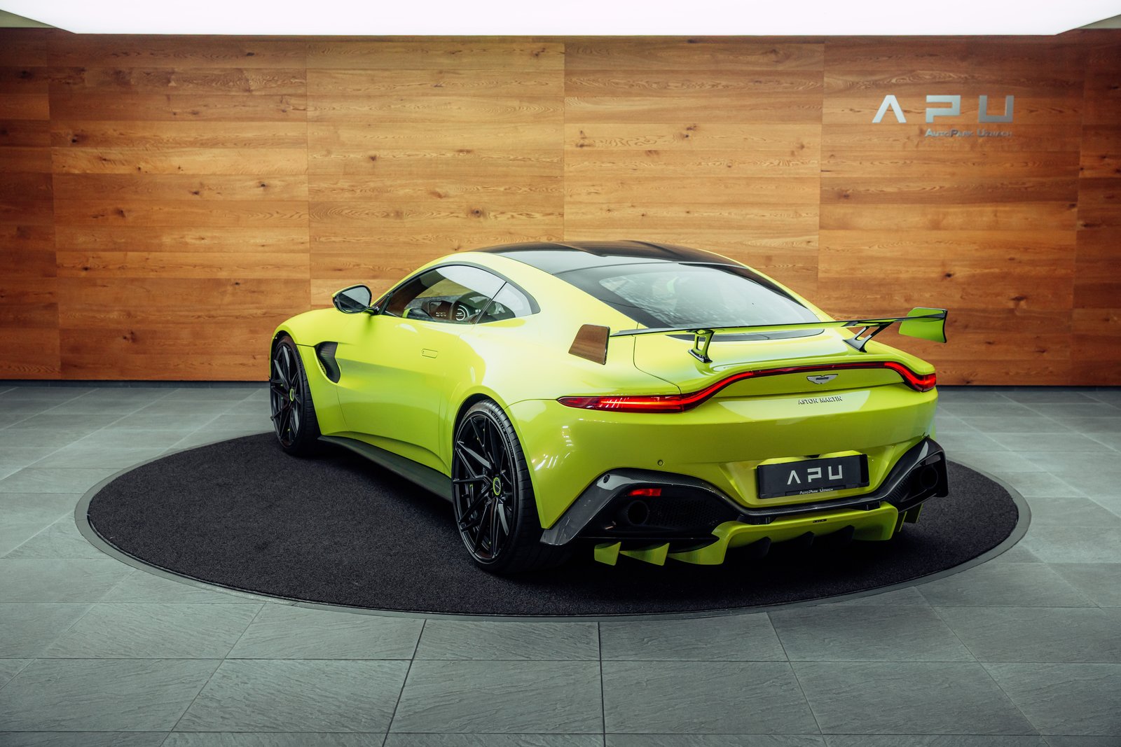 ASTON MARTIN V8 Vantage 4.0 Coupé F1 Look, Essence, Occasion / Utilisé, Automatique - 3