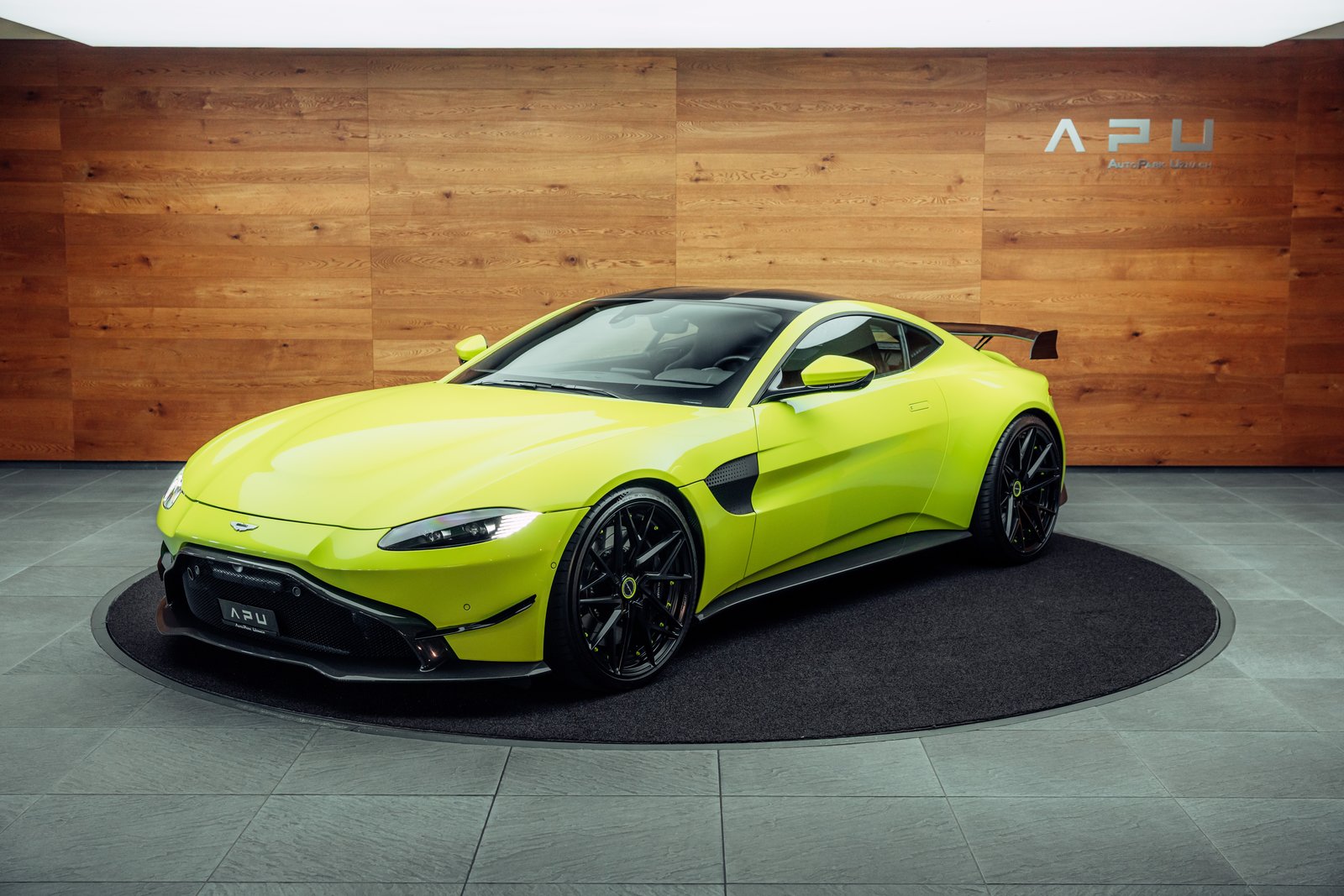 ASTON MARTIN V8 Vantage 4.0 Coupé F1 Look, Essence, Occasion / Utilisé, Automatique - 4