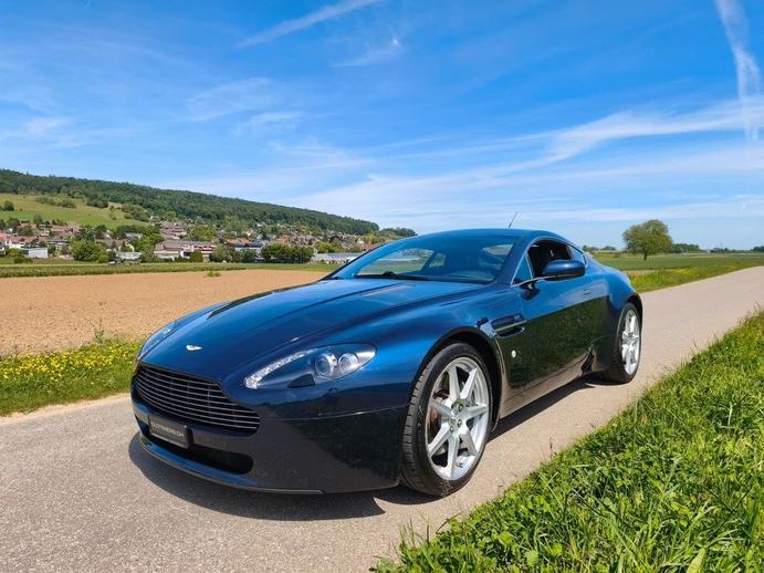 ASTON MARTIN V8 Vantage 4.3, Benzin, Occasion / Gebraucht, Handschaltung
