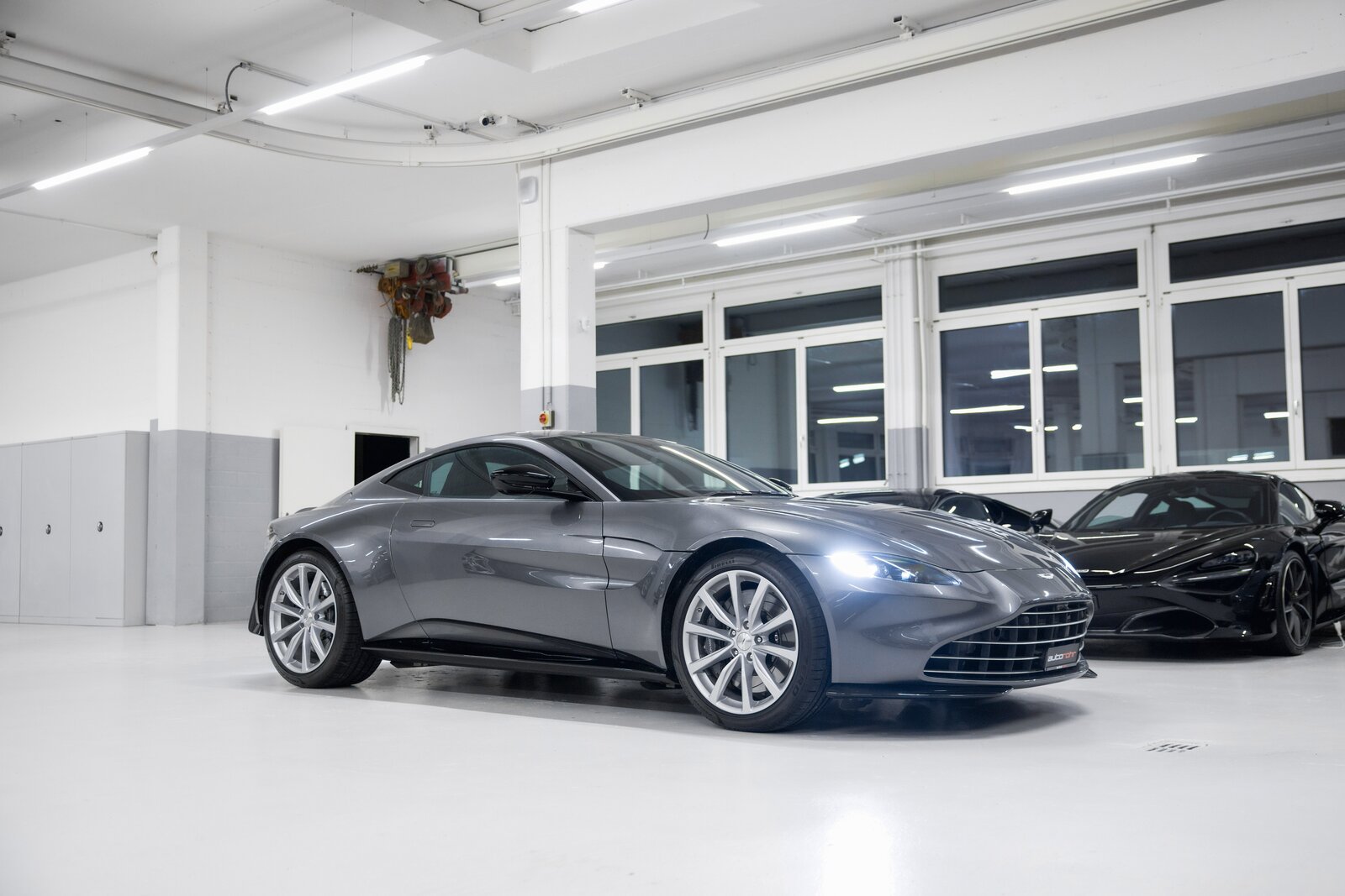 ASTON MARTIN V8 Vantage 4.0 Coupé