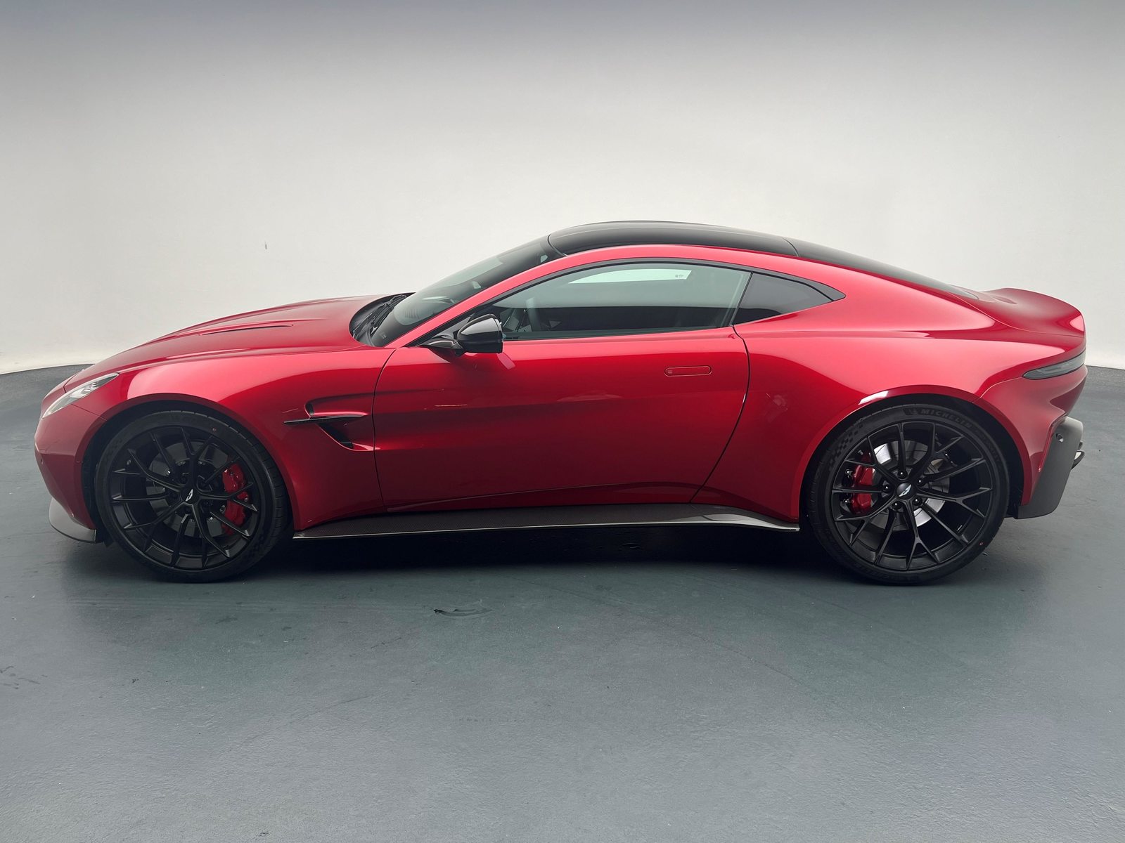 ASTON MARTIN Next Generation V8 Vantage Coupé 4.0 V8 Bi-Turbo, Benzin, Vorführwagen, Automatik - 2