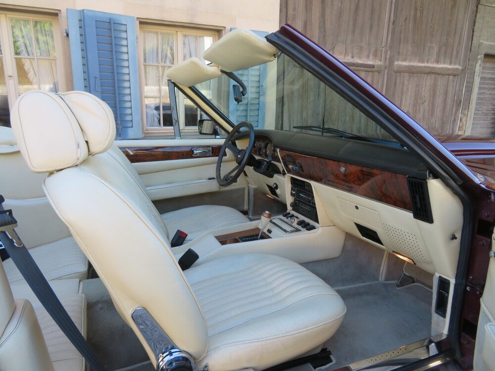 ASTON MARTIN V8 Volante, Benzin, Oldtimer, Automatik - 7