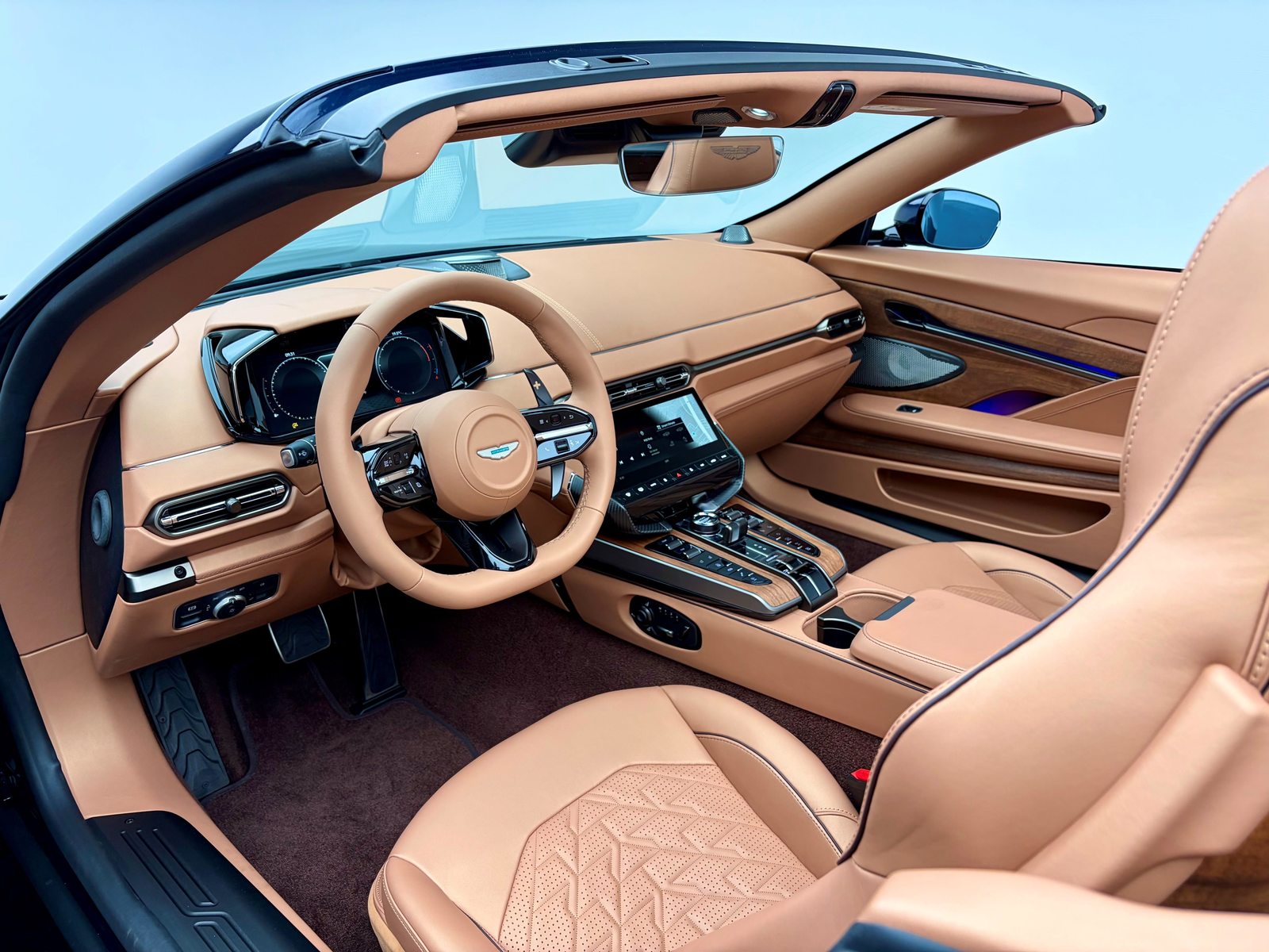 ASTON MARTIN Vanquish Volante 5.2 V12 Bi-Turbo, Petrol, New car, Automatic - 5