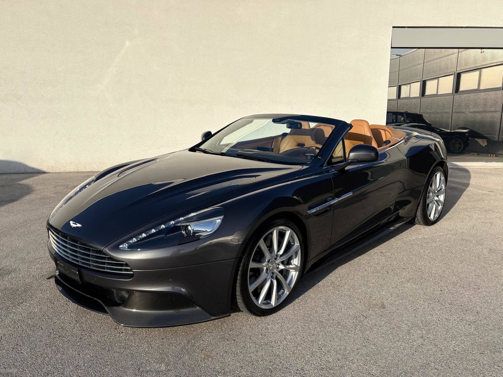 ASTON MARTIN Vanquish Volante V12 5.9-48 Touchtronic 3