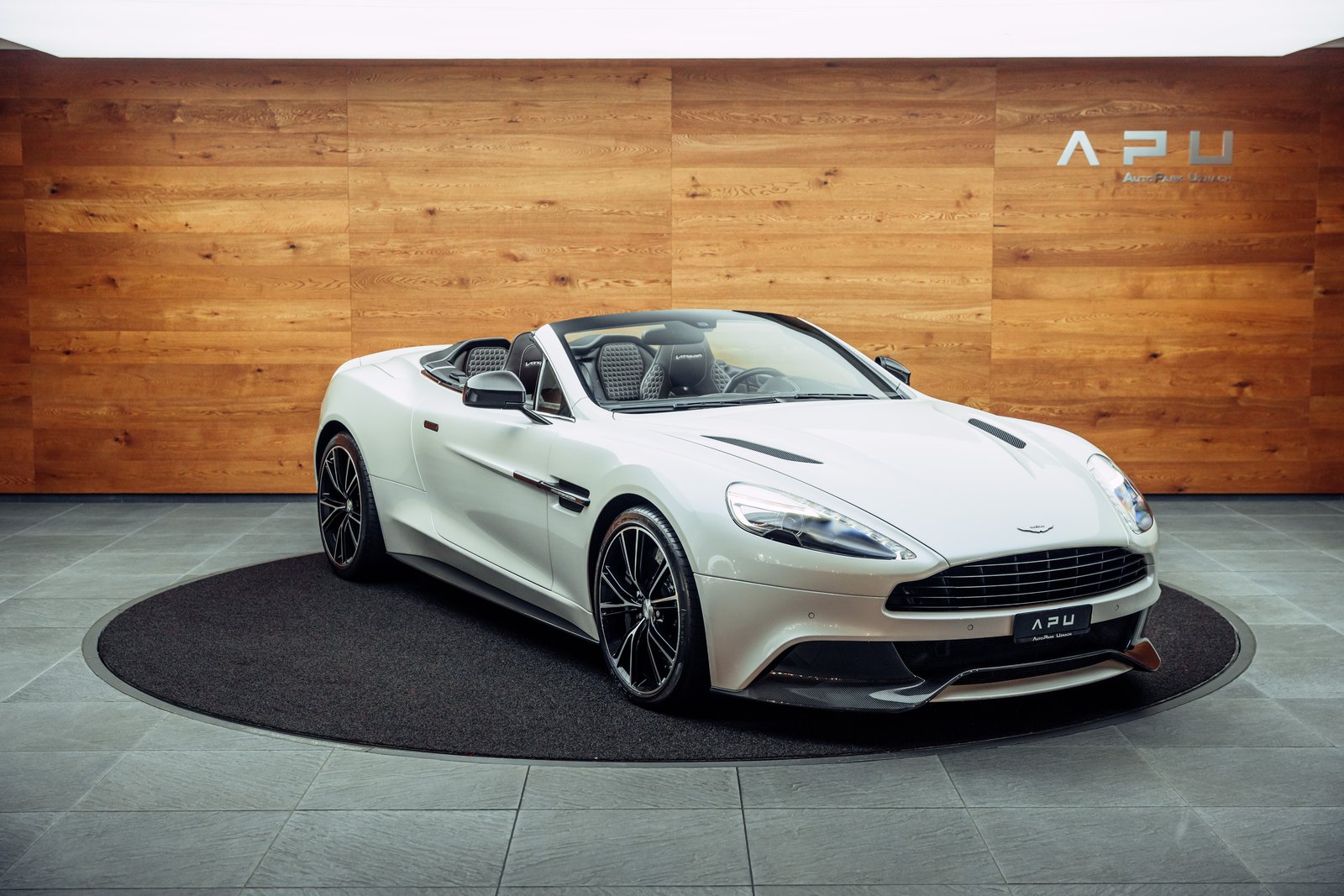 ASTON MARTIN Vanquish Volante V12 5.9 Touchtronic 3