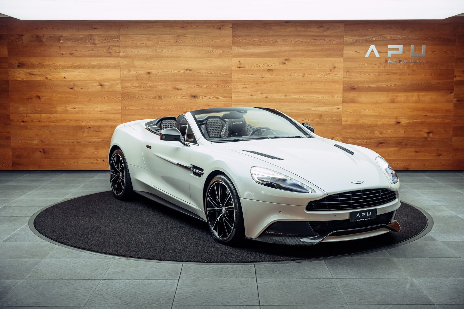 ASTON MARTIN Vanquish Volante V12 5.9 Touchtronic 3