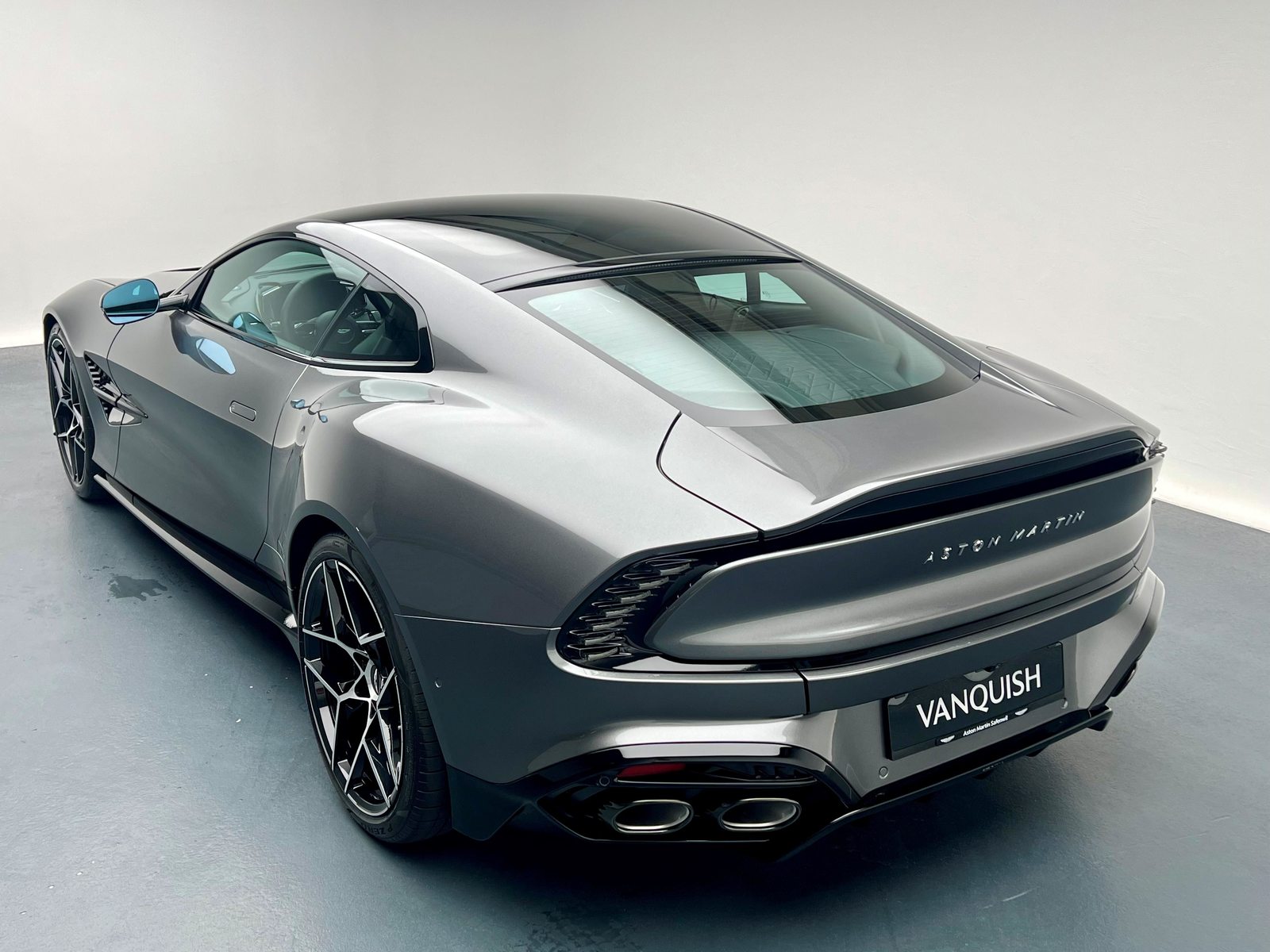 ASTON MARTIN Vanquish 5.2 V12 Bi-Turbo, Petrol, New car, Automatic - 4