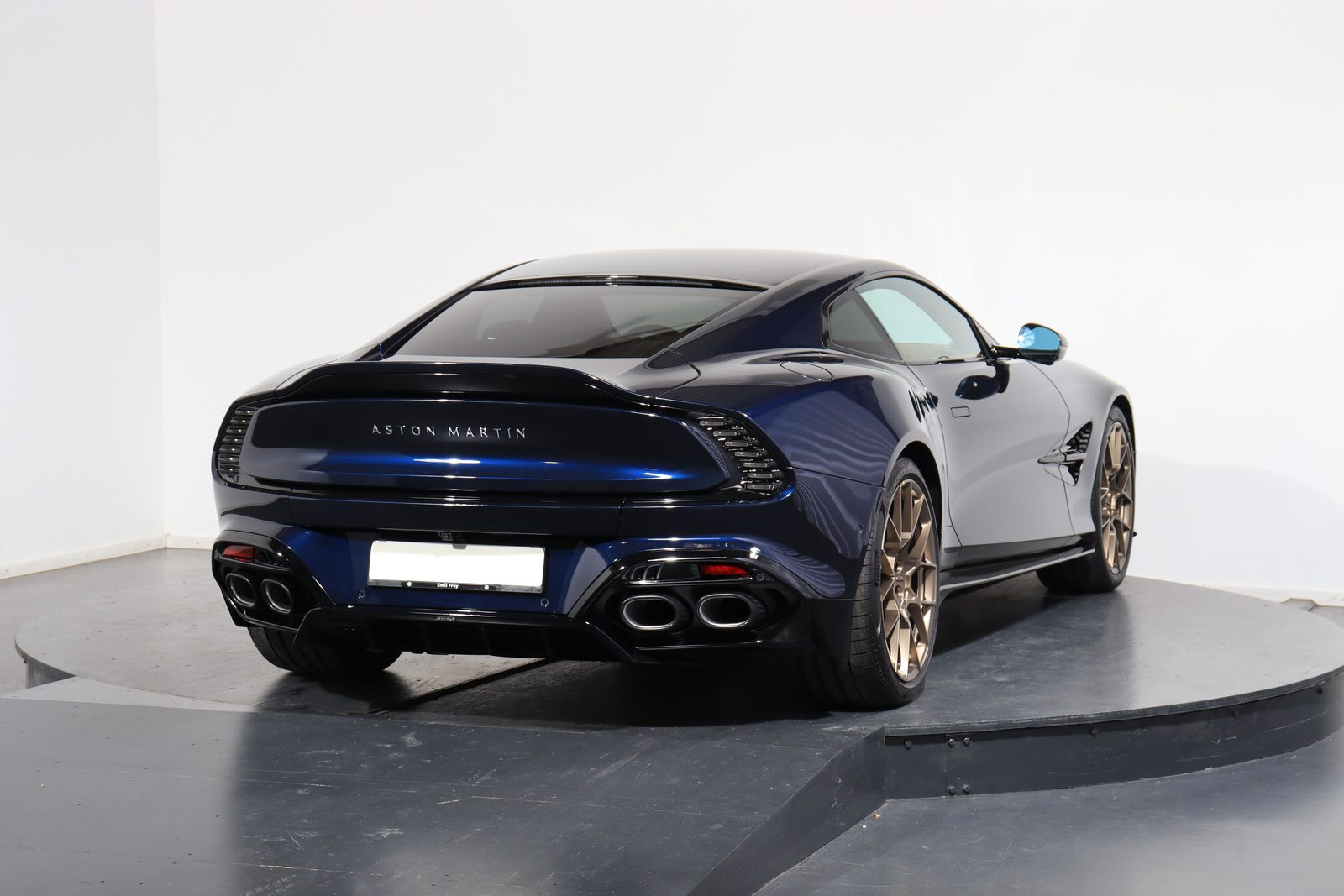 ASTON MARTIN Vanquish 5.2 V12 Bi-Turbo, Benzin, Neuwagen, Automatik - 3