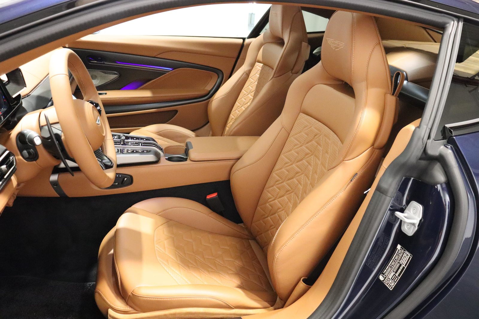 ASTON MARTIN Vanquish 5.2 V12 Bi-Turbo, Benzin, Neuwagen, Automatik - 4