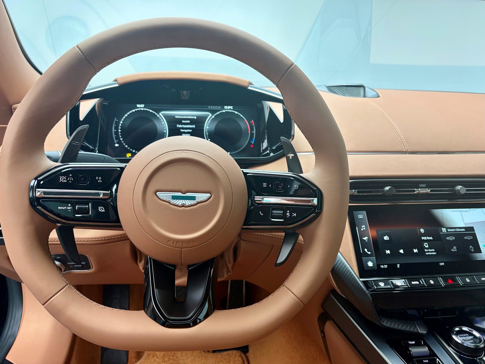ASTON MARTIN Vanquish 5.2 V12 Bi-Turbo, Benzina, Auto nuove, Automatico - 7