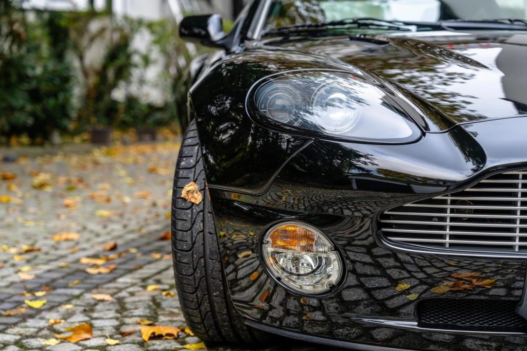 ASTON MARTIN VANQUISH, Benzin, Occasion / Gebraucht, Automatik - 6