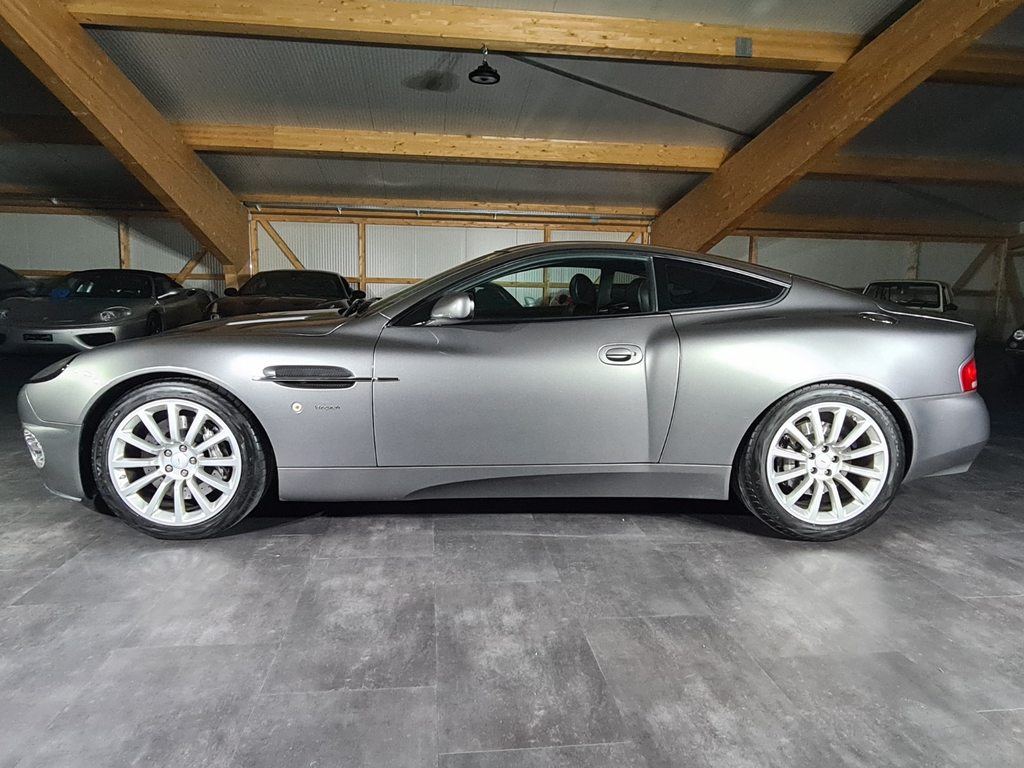 ASTON MARTIN 5.9 V12, Benzin, Occasion / Gebraucht, Automatik - 2