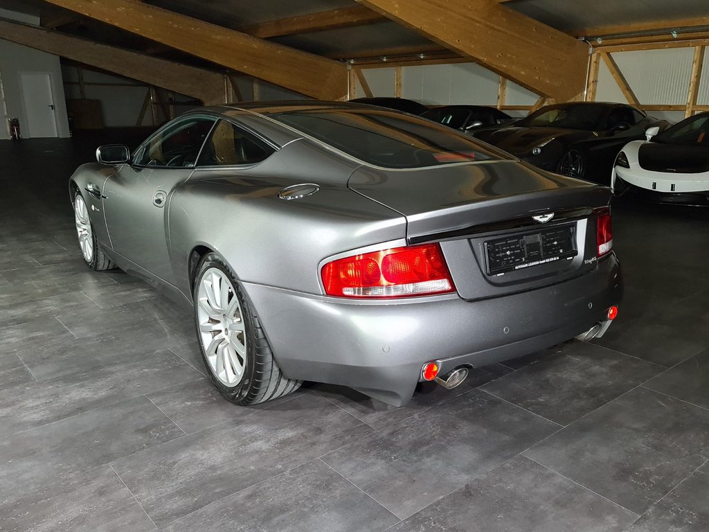 ASTON MARTIN 5.9 V12, Benzin, Occasion / Gebraucht, Automatik - 3