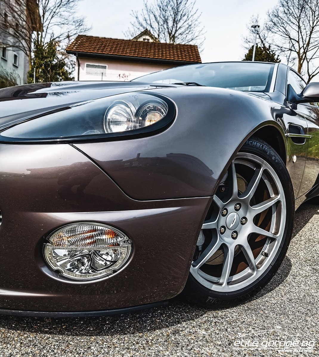 ASTON MARTIN Vanquish V12 5.9-48, Petrol, Second hand / Used, Automatic - 3
