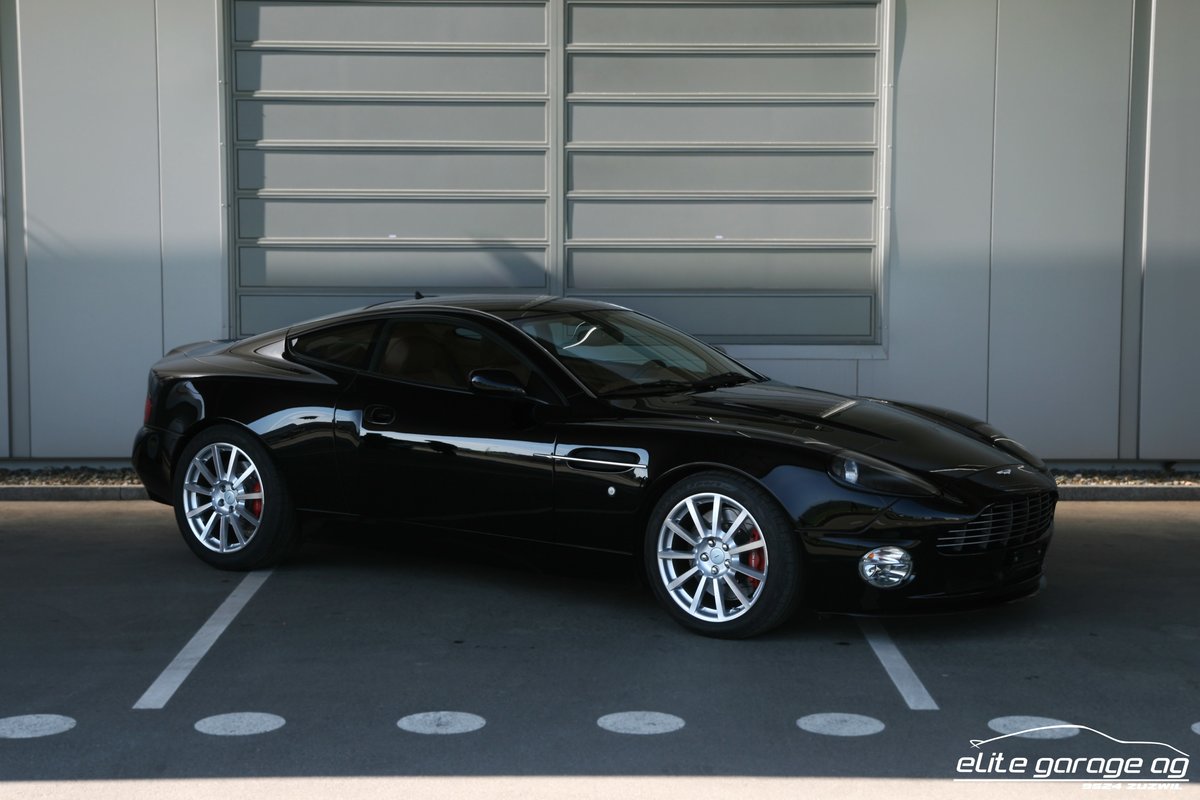 ASTON MARTIN Vanquish V12 S 5.9-48, Essence, Occasion / Utilisé, Automatique - 7