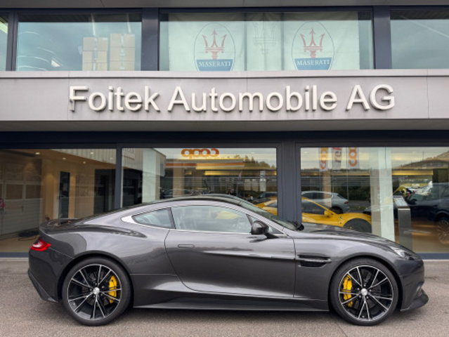ASTON MARTIN Vanquish V12