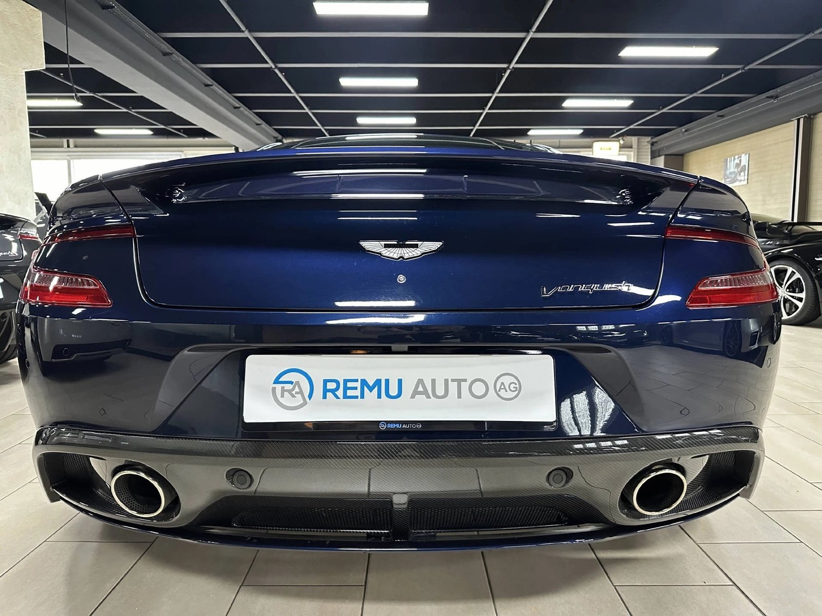 ASTON MARTIN Vanquish V12 5.9-48 Touchtronic 2, Petrol, Second hand / Used, Automatic - 4