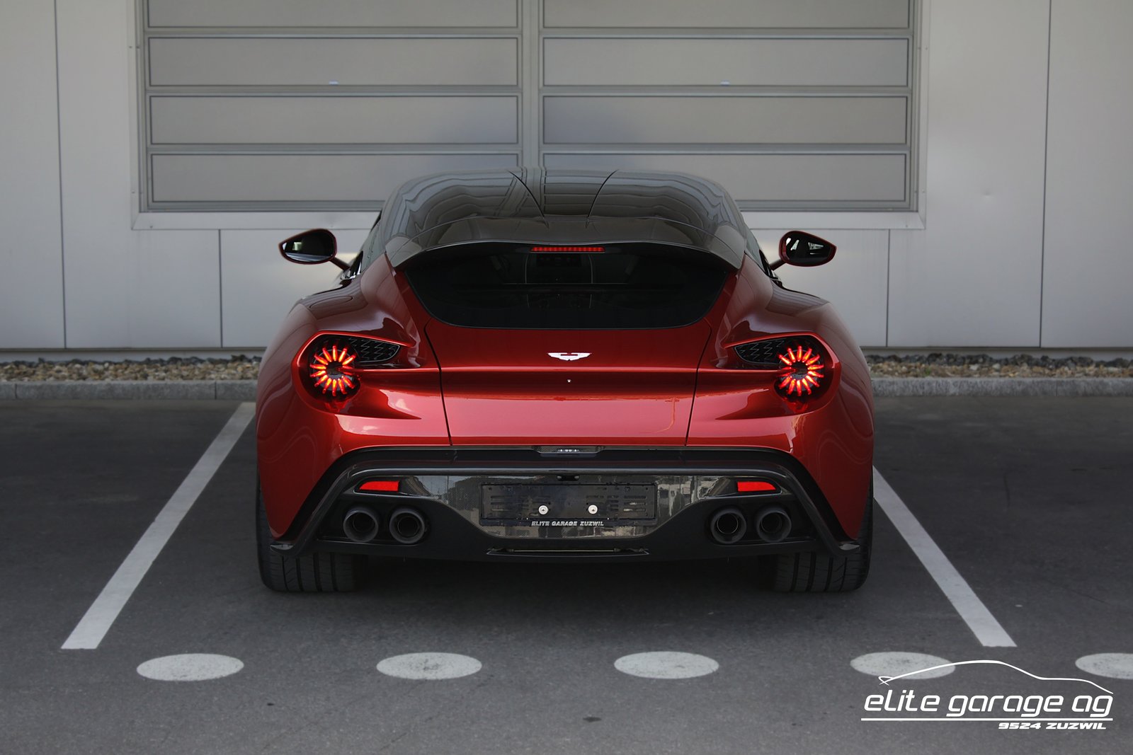 ASTON MARTIN Vanquish ZAGATO Shooting Brake V12 1 of 99, Benzina, Occasioni / Usate, Automatico - 4
