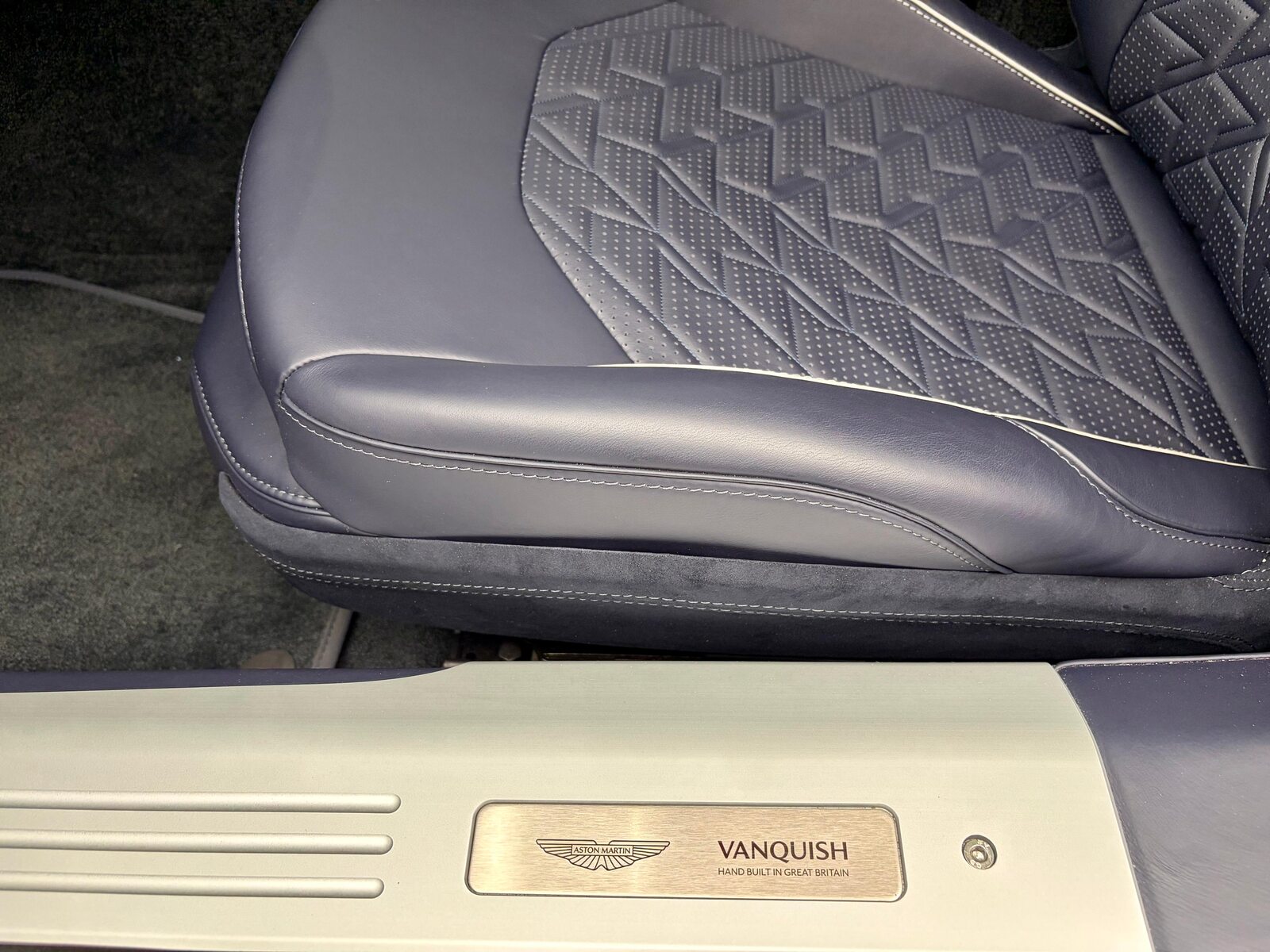 ASTON MARTIN Vanquish 5.2 V12 Bi-Turbo, Benzina, Occasioni / Usate, Automatico - 7
