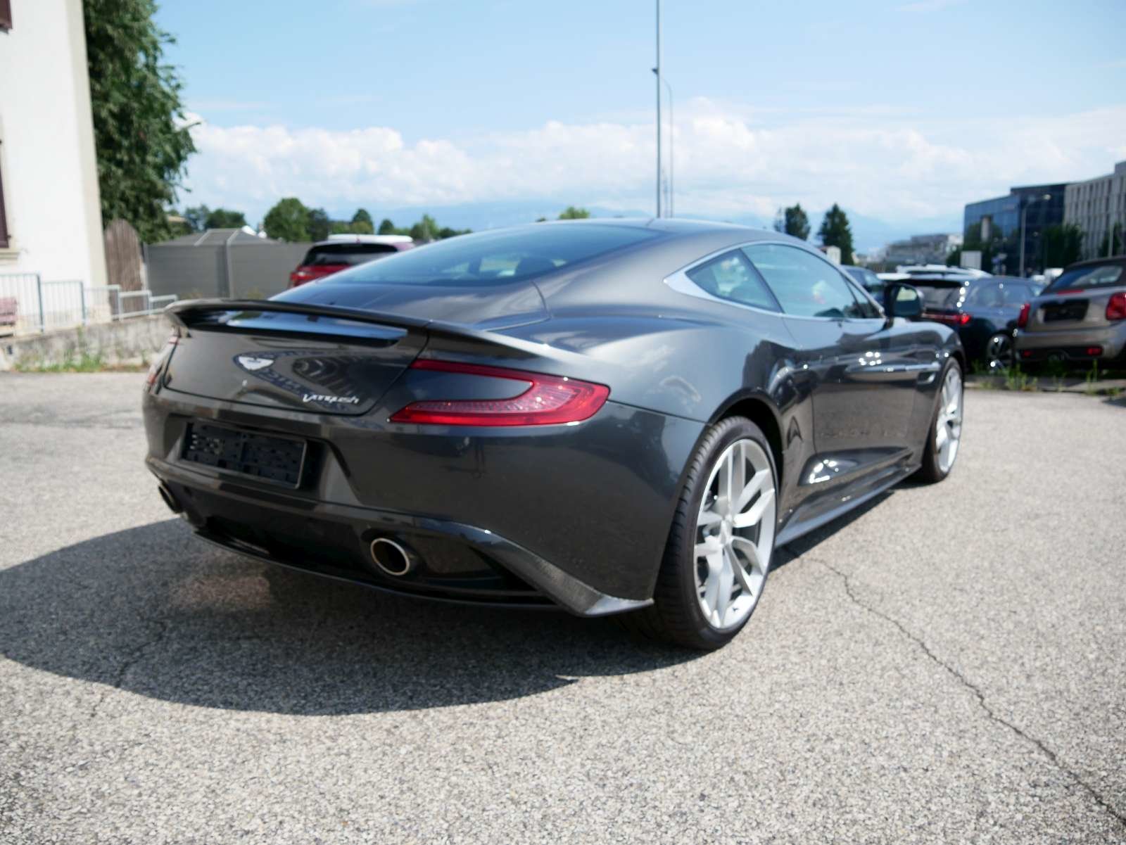 ASTON MARTIN Vanquish V12 5.9-48 Touchtronic 3, Benzin, Occasion / Gebraucht, Automat - 4