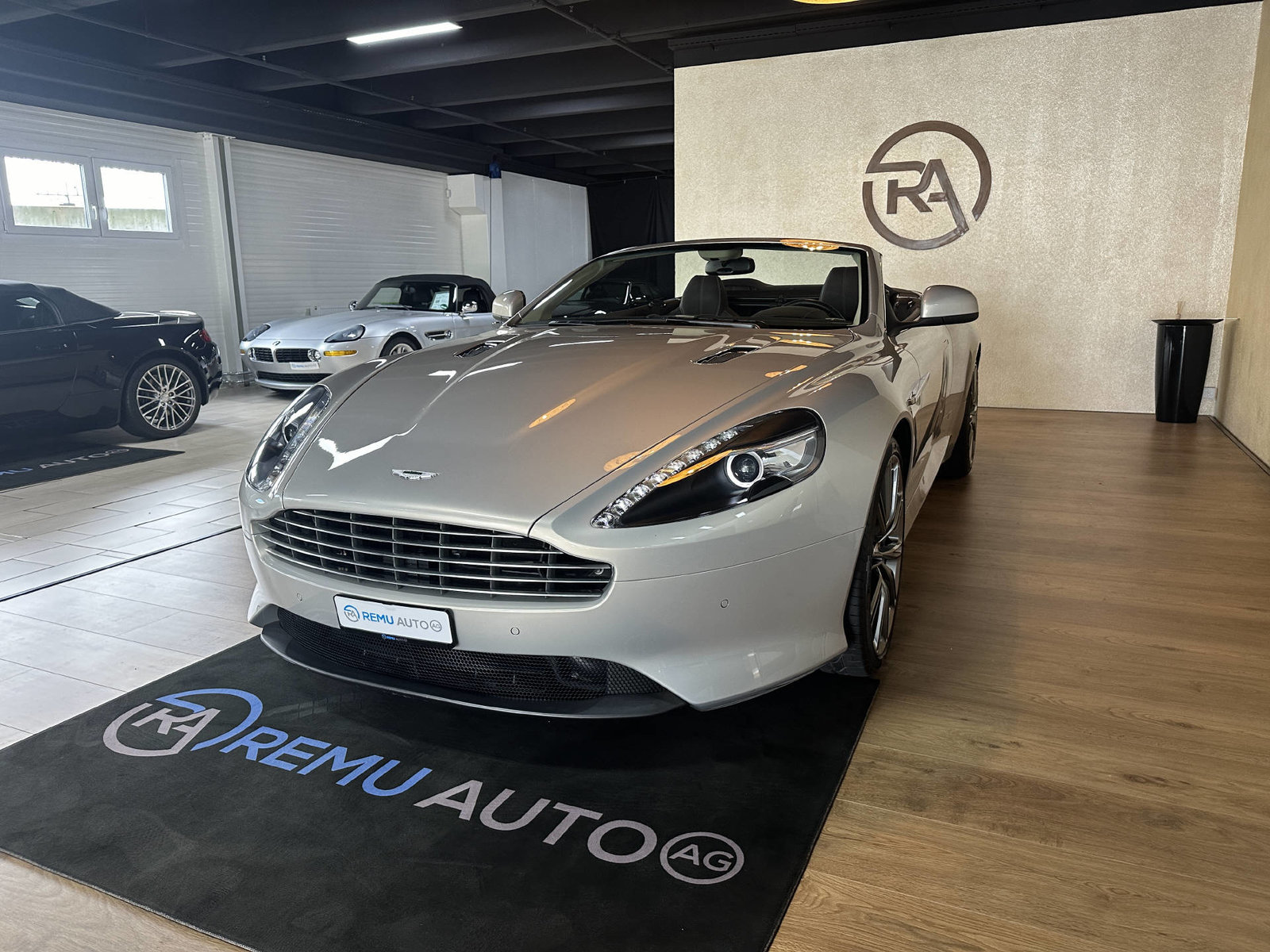 ASTON MARTIN Virage Volante V12 5.9-48 Touchtronic2, Benzin, Occasion / Gebraucht, Automatik - 3