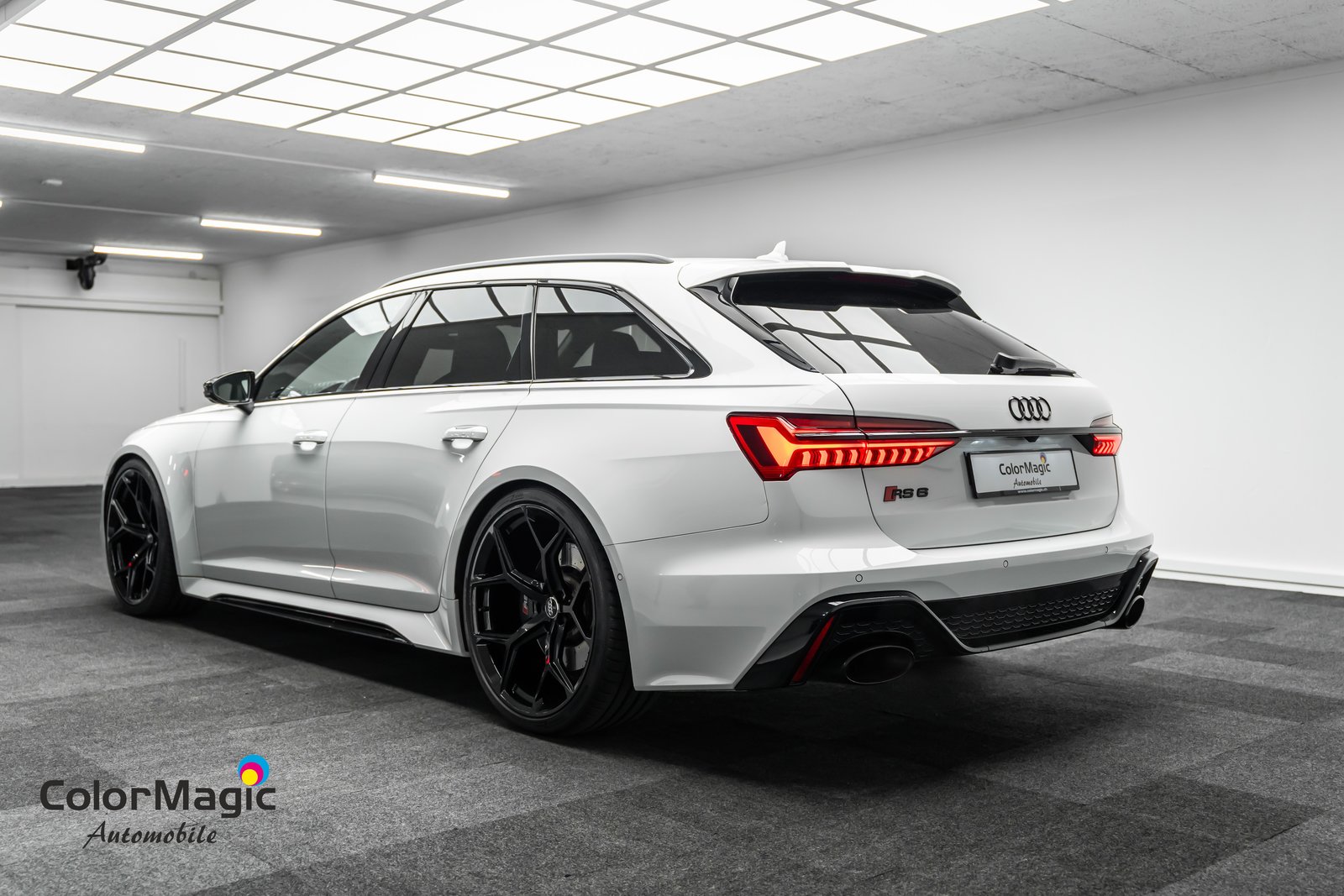 AUDI * RS6 AVANT * RS DYNAMIKPAKET * LUFTFAHRWERK * 22 ZOLL, Mild-Hybrid Benzin/Elektro, Occasion / Gebraucht, Automatik - 4