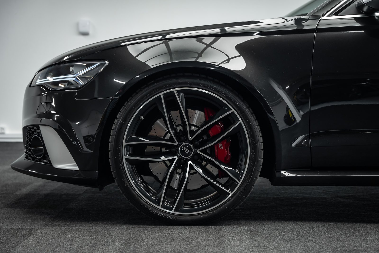 AUDI * RS6 AVANT * SEHR GEPFLEGT * LEASING AB 443.- *, Benzina, Occasioni / Usate, Automatico - 2
