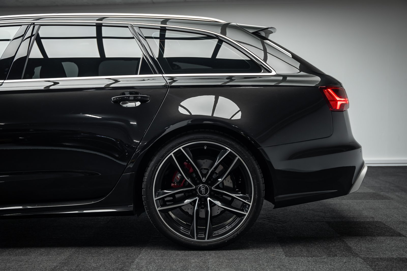 AUDI * RS6 AVANT * SEHR GEPFLEGT * LEASING AB 443.- *, Benzina, Occasioni / Usate, Automatico - 3