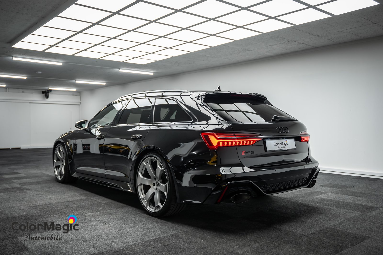 AUDI * RS6 AVANT * RS DYNAMIKPAKET PLUS * V-MAX 305KM/H * RS, Mild-Hybrid Benzin/Elektro, Occasion / Gebraucht, Automatik - 4