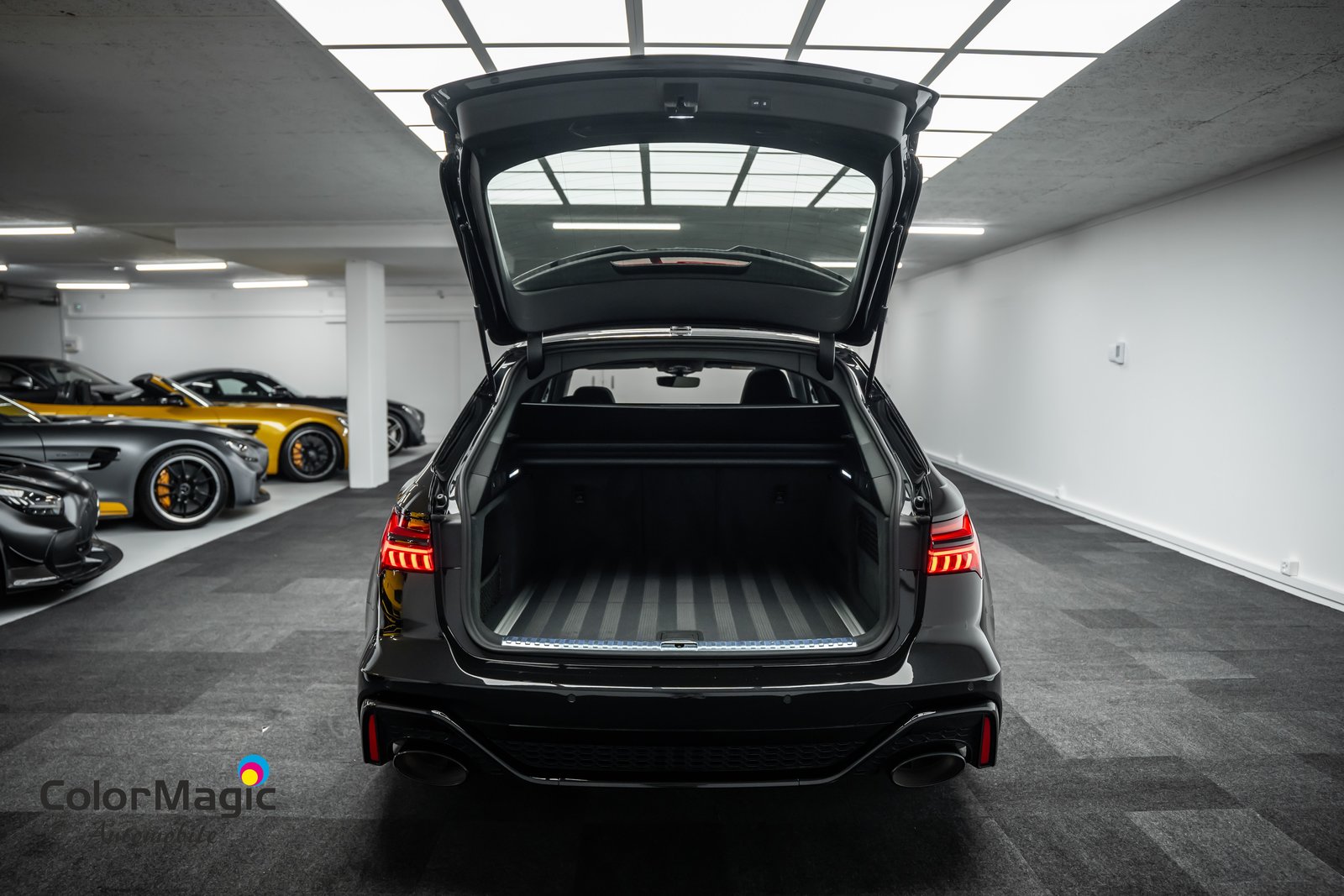 AUDI * RS6 AVANT * RS DYNAMIKPAKET PLUS * V-MAX 305KM/H * RS, Mild-Hybrid Benzin/Elektro, Occasion / Gebraucht, Automatik - 6
