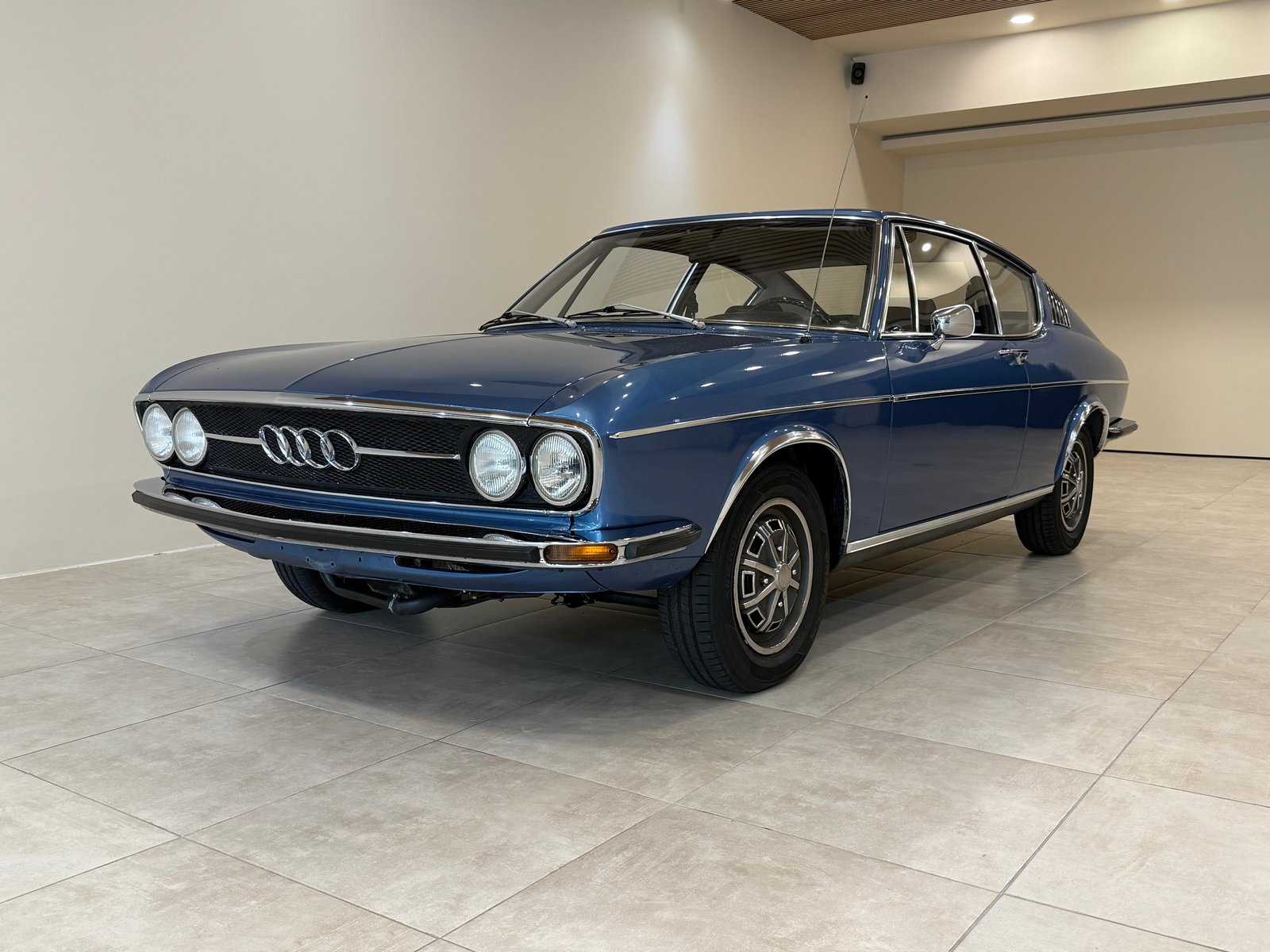 AUDI 100S Coupe, Essence, Occasion / Utilisé, Manuelle - 3