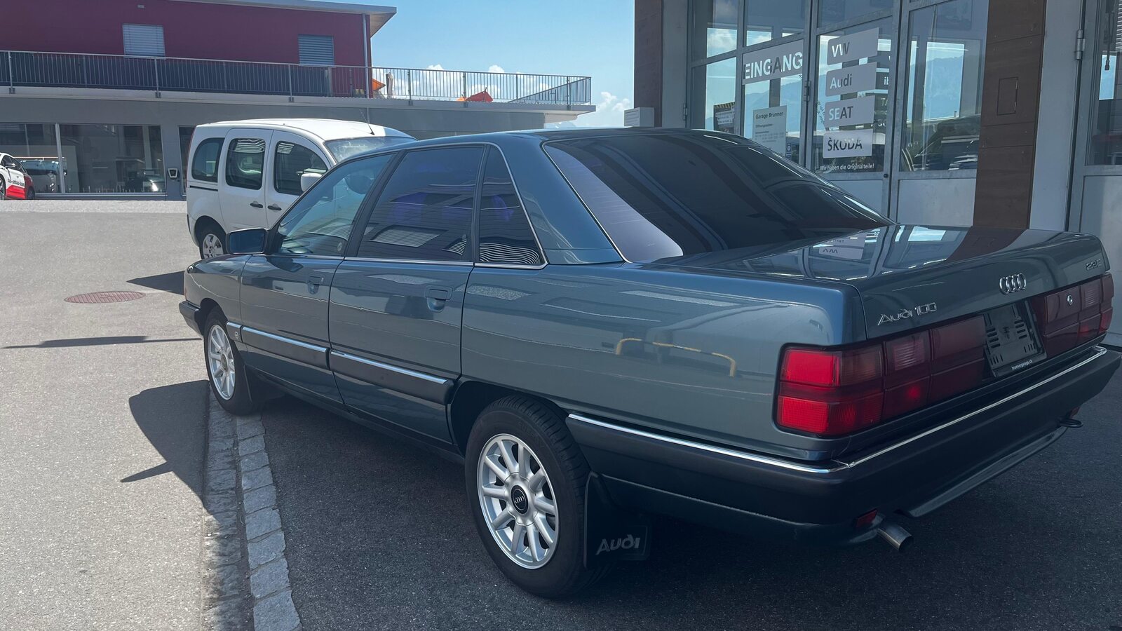 AUDI 100 2.3 E, Petrol, Second hand / Used, Automatic - 6