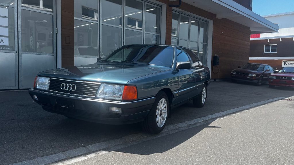 AUDI 100 2.3 E