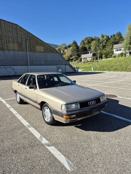 AUDI 200 2.2 Turbo, Petrol, Second hand / Used, Manual - 2