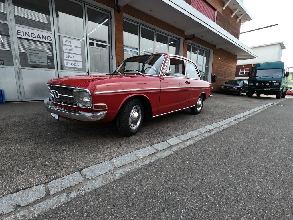 AUDI 60L