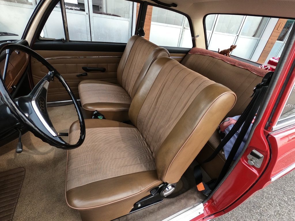 AUDI 60L, Essence, Occasion / Utilisé, Manuelle - 6