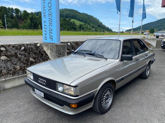 AUDI 80 2.1 quattro 5E, Benzin, Occasion / Gebraucht, Handschaltung