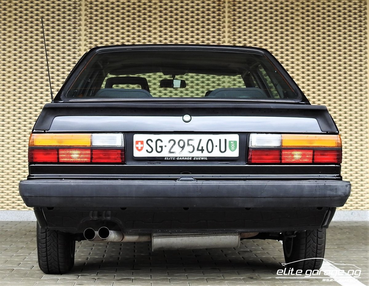 AUDI 80 2.1 quattro 5E, Petrol, Classic, Manual - 4