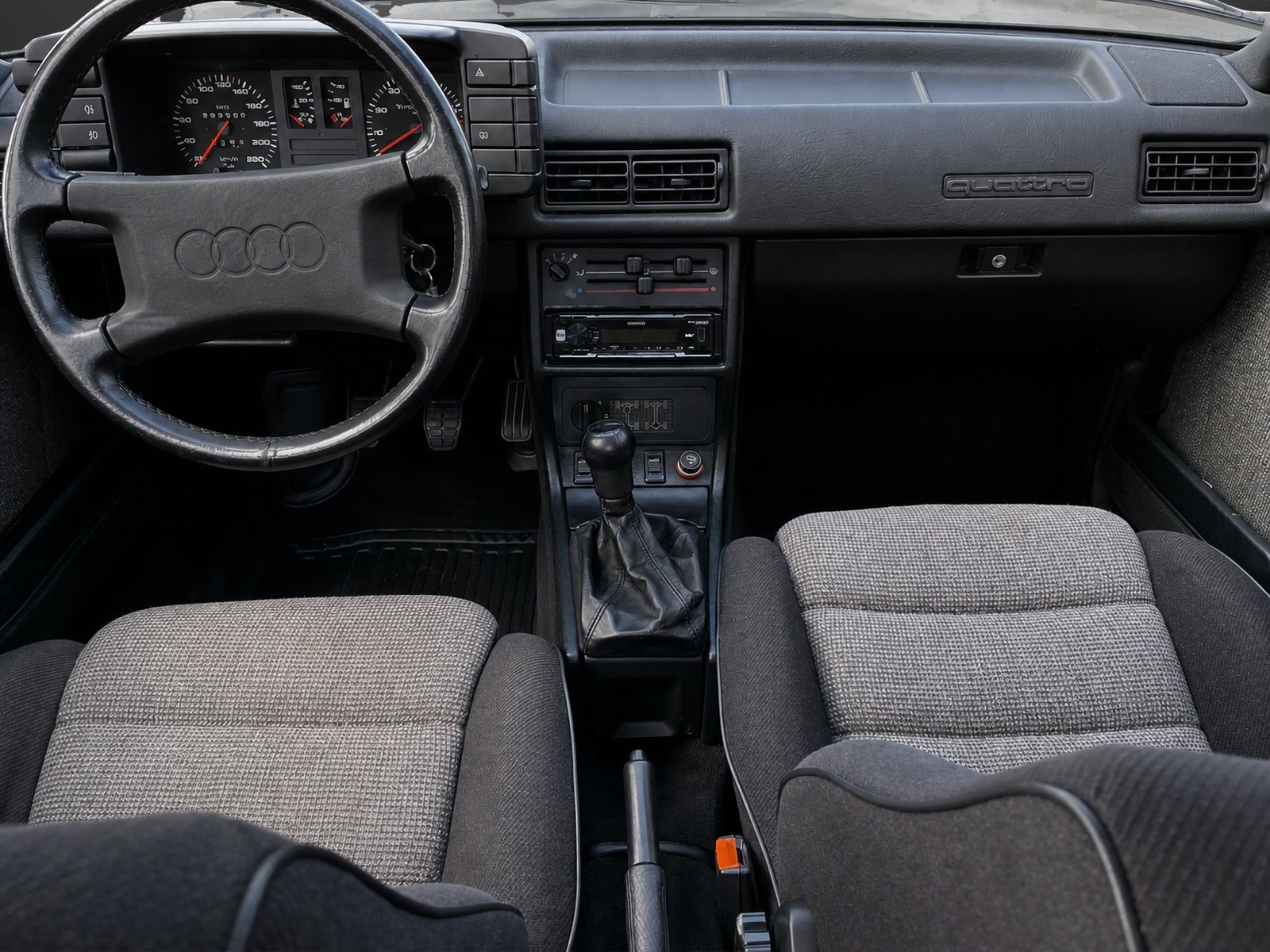 AUDI 90 2.2 quattro, Essence, Occasion / Utilisé, Manuelle - 7