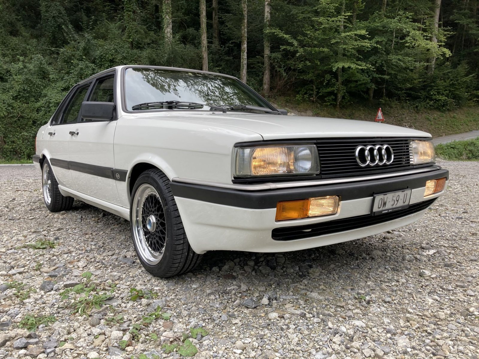 AUDI 90 2.2 quattro Typ 85 Avus Classic, Essence, Voiture de collection, Manuelle - 6
