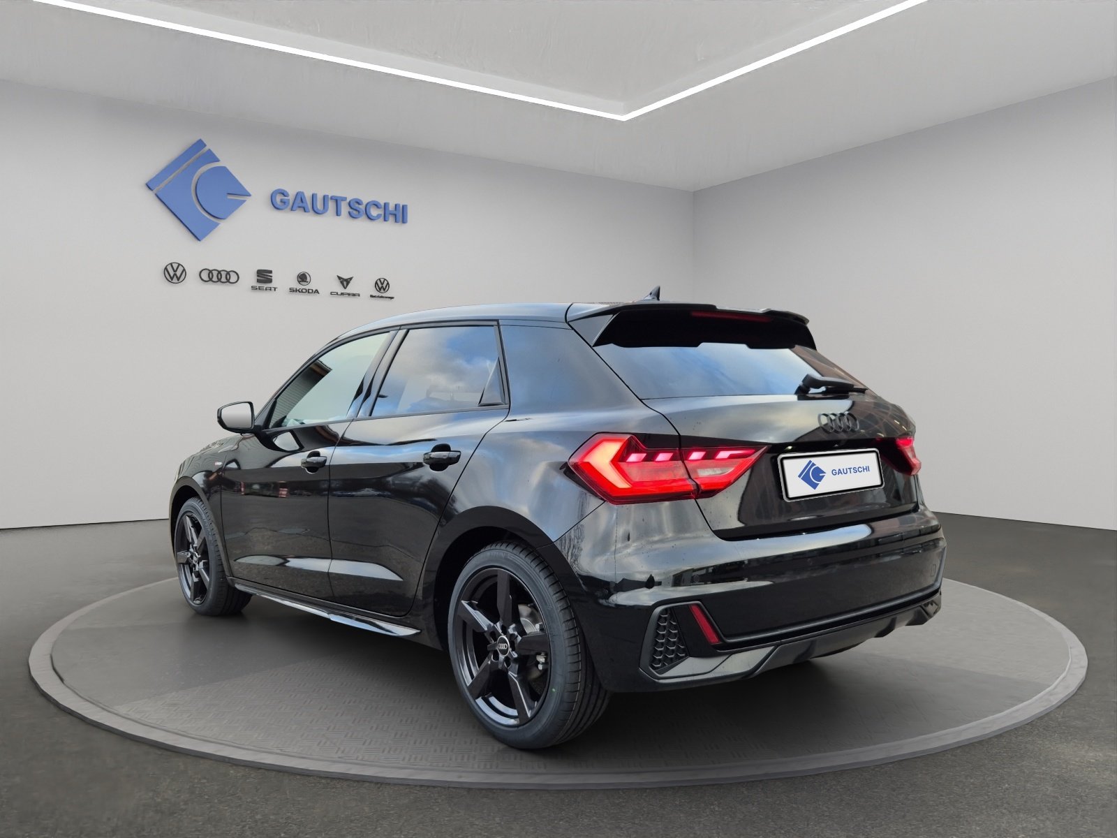 AUDI A1 Sportback 30 TFSI S Line Attraction S-tronic, Petrol, New car, Automatic - 3