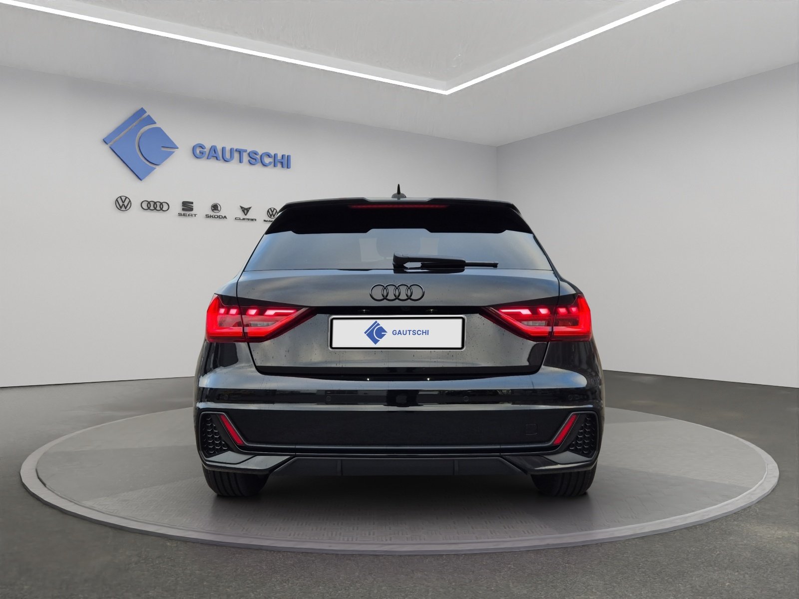 AUDI A1 Sportback 30 TFSI S Line Attraction S-tronic, Petrol, New car, Automatic - 4