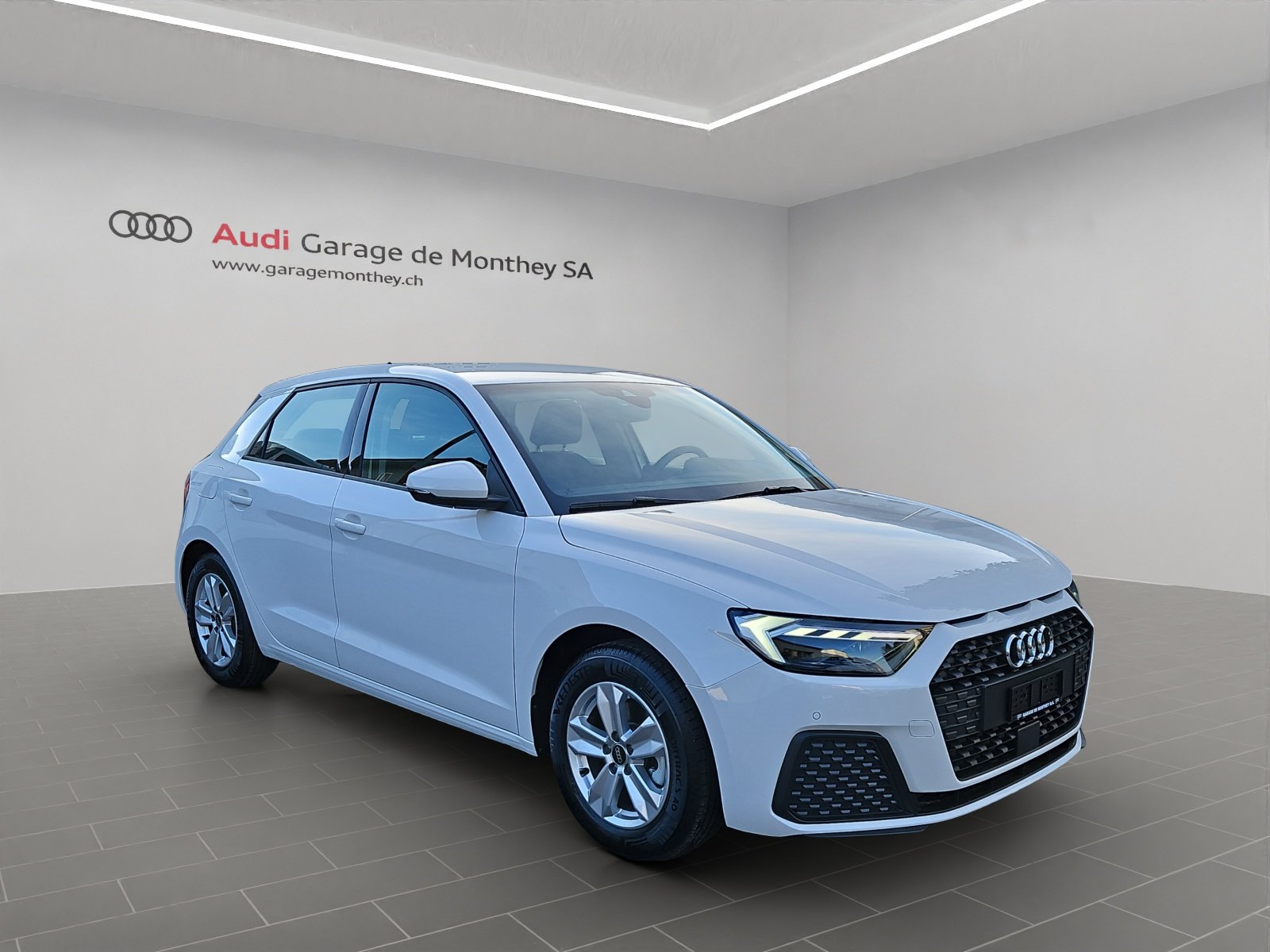 AUDI A1 Sportback 30 TFSI Attraction S-tronic, Benzina, Auto nuove, Automatico - 3